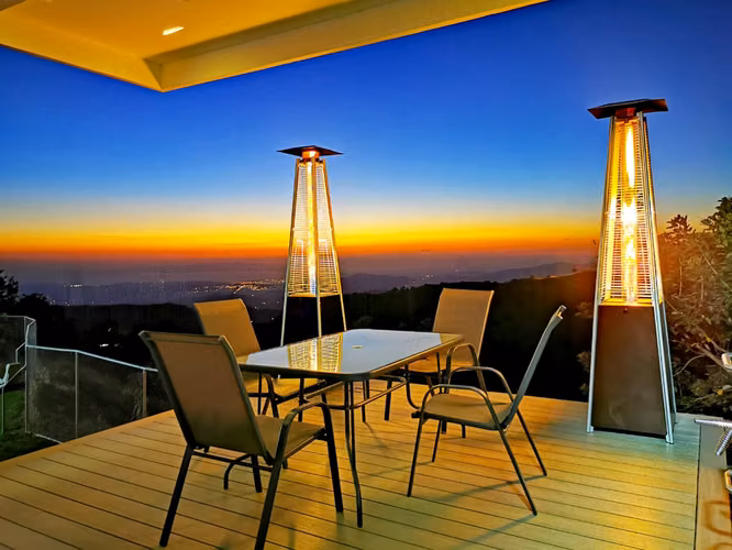 Casa en venta en San Ramón, dos pisos con vistas al mar, acuario y pisos de mármol - Imagen 5