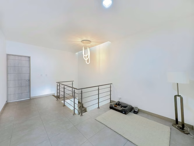 ALQUILER DE CASA MODERNA AMUEBLADA - ESCAZÚ - Imagen 7
