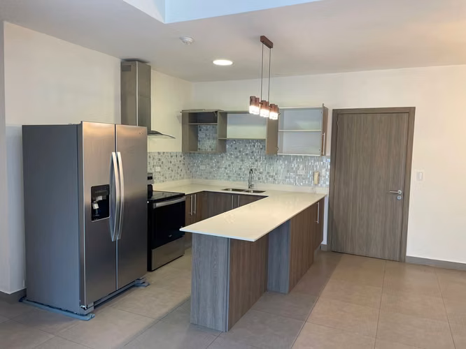 APARTMENT FOR SALE IN EXCLUSIVE TOWER (PINARES, CURRIDABAT)