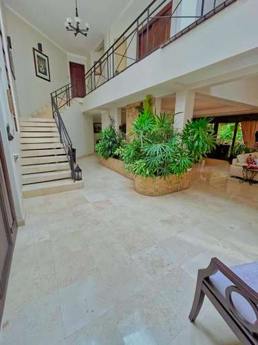 VENTA DE CASA LUJOSA - SANTA ANA, LINDORA - Imagen 9