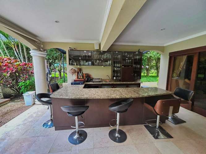 VENTA DE CASA LUJOSA - SANTA ANA, LINDORA - Imagen 13
