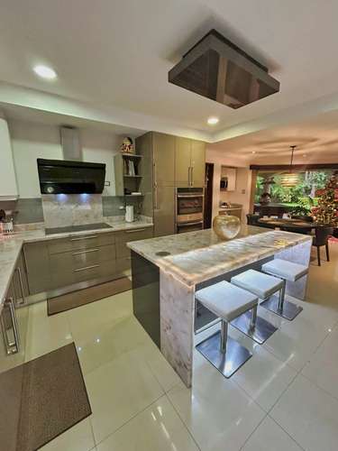 VENTA DE CASA LUJOSA - SANTA ANA, LINDORA - Imagen 8