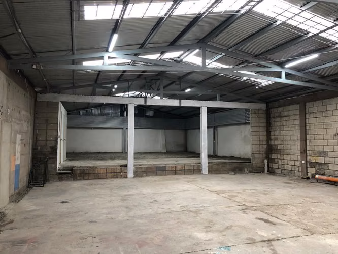 Venta de Bodega en Cartago muy centrica