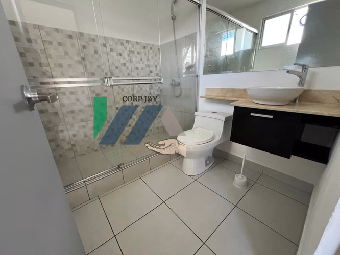 Alquiler de  casa en Mercedes Norte