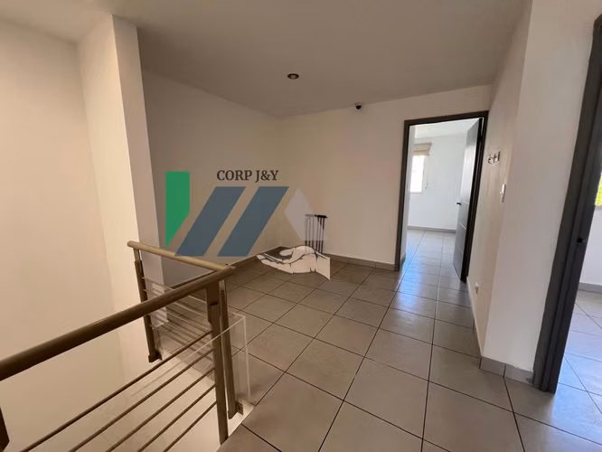 Alquiler de  casa en Mercedes Norte