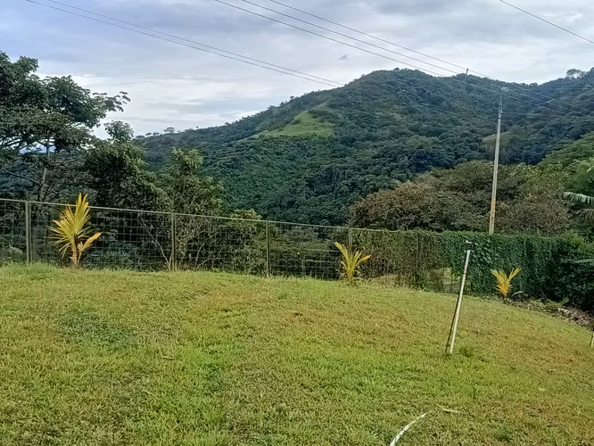 Lote en venta en Naranjo, con piscina, toboganes, rancho, pozo de agua