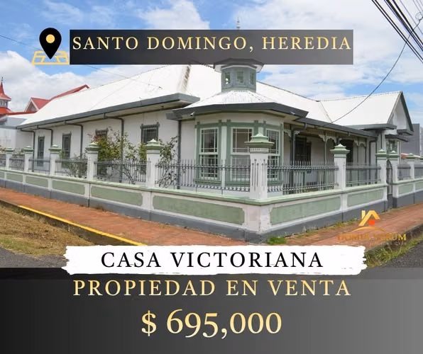 Venta de Elegante Casa Victoriana en Santo domingo de Heredia