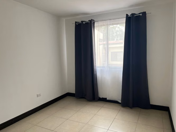 ALQUILER DE CASA EN CONDOMINIO SANTA ANA HILLS - Imagen 10