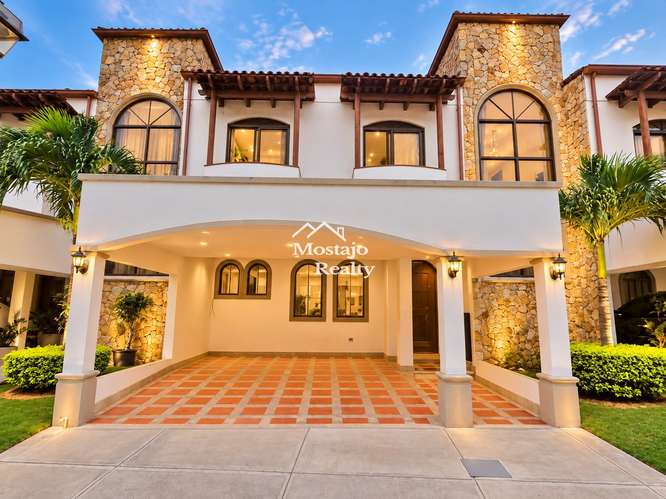 Venta de casa, Condominio Providencia, Pozos de Santa Ana