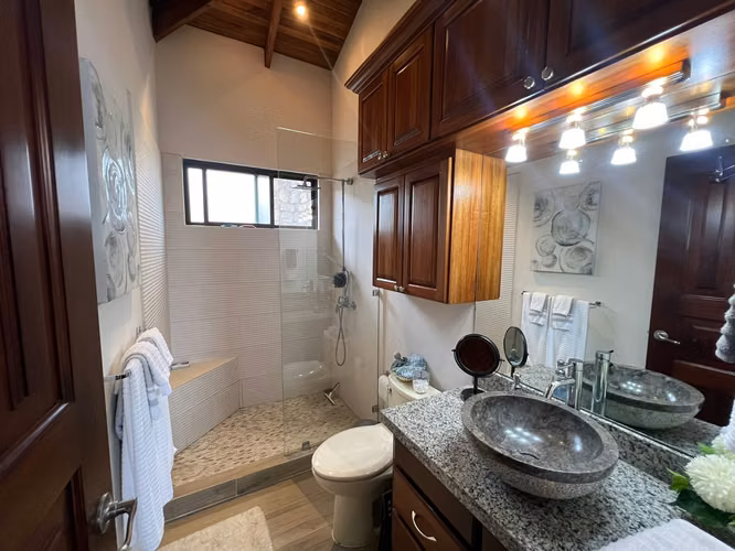 Casa en venta en Naranjo, amueblada, en comunidad cerrada, vistas espectaculares