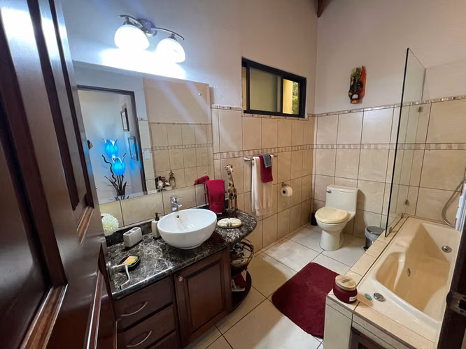 Casa en venta en Naranjo, amueblada, en comunidad cerrada, vistas espectaculares