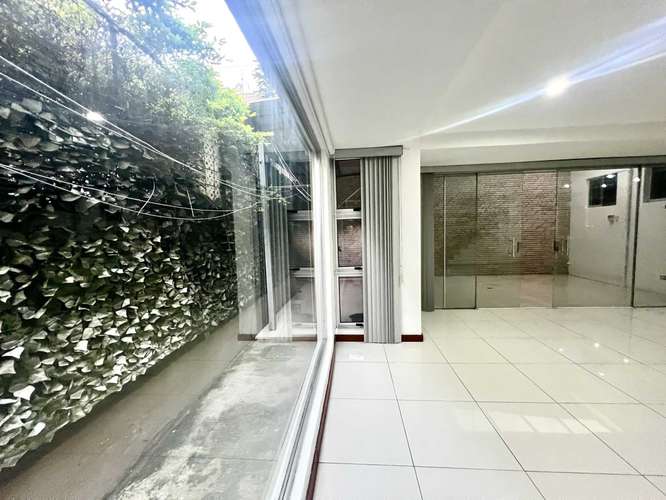 ESPECTACULAR CASA 349M2 DE TRES PISOS EN CONDOMINIO EN SANTA ANA - Imagen 10