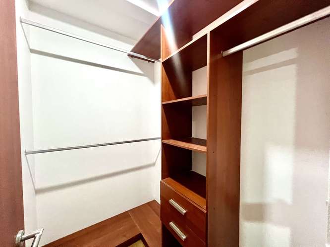 ESPECTACULAR CASA 349M2 DE TRES PISOS EN CONDOMINIO EN SANTA ANA - Imagen 19