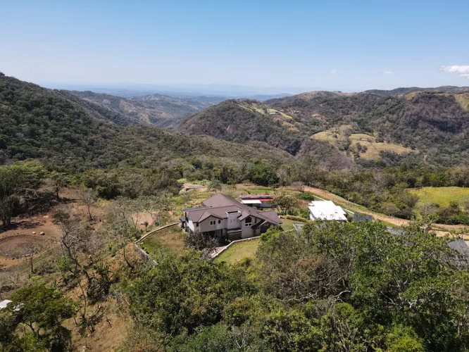 Finca en venta en San Ramón, vistas al Océano - Imagen 8