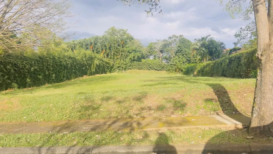 Venta de lote La Cañada  $175,000 - Imagen 2