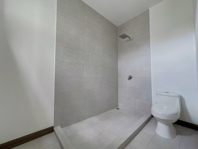 ALQUILER DE CASA NUEVA EN CONDOMINIO - ESCAZÚ - Imagen 16