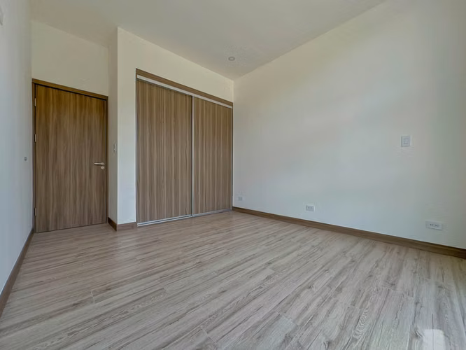 ALQUILER DE CASA NUEVA EN CONDOMINIO - ESCAZÚ - Imagen 19
