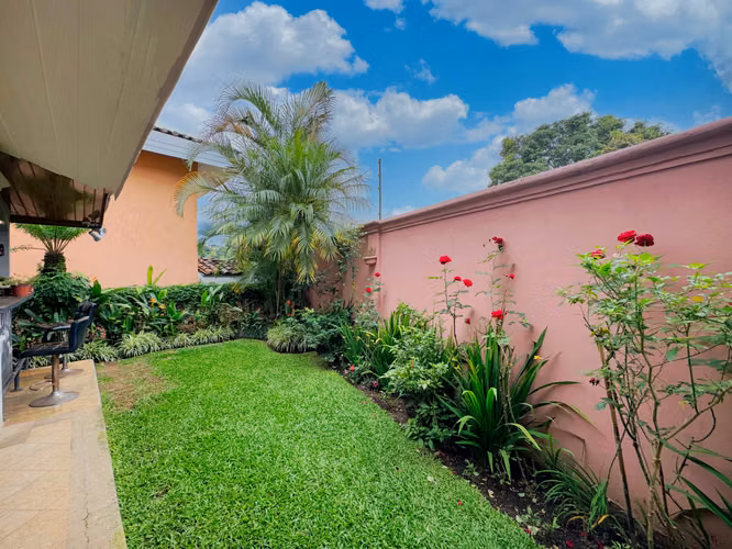  ¡OPORTUNIDAD ÚNICA! CASA EN ESCAZÚ POR DEBAJO DE SU AVALÚO - Imagen 10