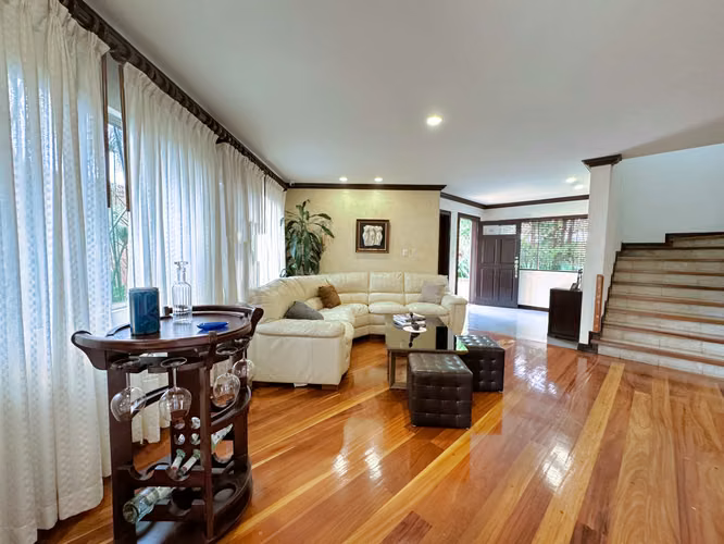  ¡OPORTUNIDAD ÚNICA! CASA EN ESCAZÚ POR DEBAJO DE SU AVALÚO - Imagen 15