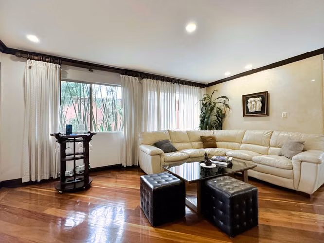  ¡OPORTUNIDAD ÚNICA! CASA EN ESCAZÚ POR DEBAJO DE SU AVALÚO - Imagen 12