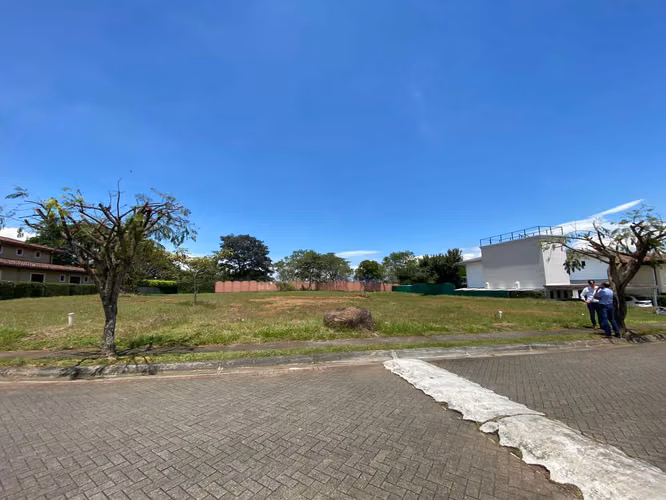 REBAJADO!! Venta de Lote plano en Condominio, La Guácima. 4703 - Imagen 3