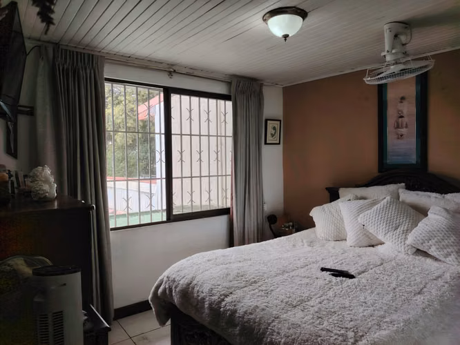CASA EN VENTA  –CON EXCELENTE UBICACIÓN COMERCIAL  ALAJUELA CENTRO - Imagen 8