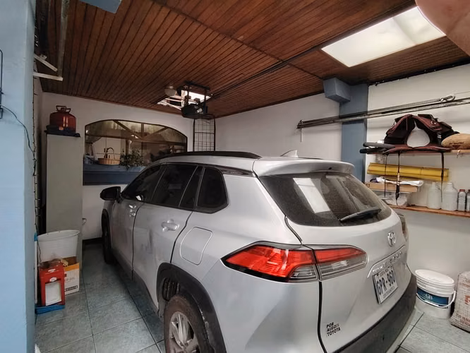 CASA EN VENTA  –CON EXCELENTE UBICACIÓN COMERCIAL  ALAJUELA CENTRO - Imagen 3