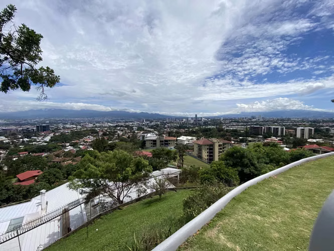 Venta de propiedad con espectacular vista, #5304