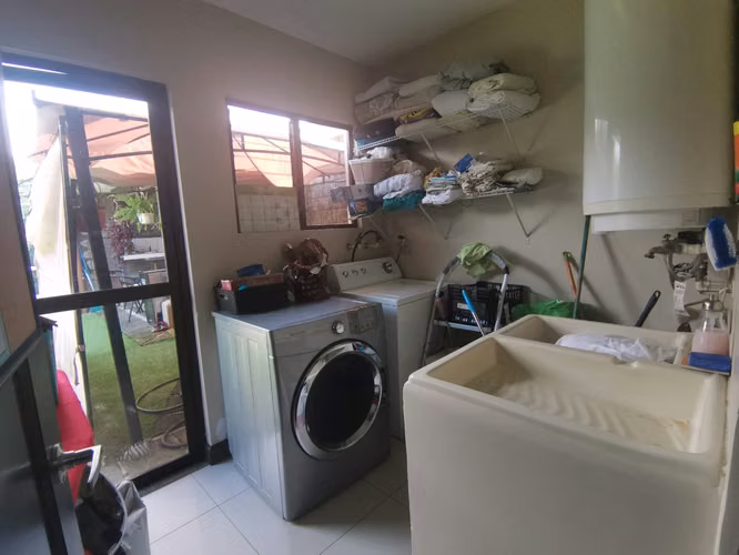 Venta de casa de dos plantas en Condominio La Floresta, Tres Ríos, Cartago, #4860 - Imagen 19