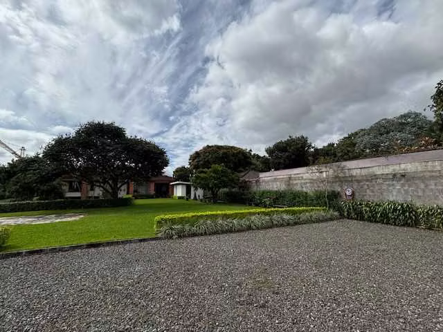Alquiler de casa con uso de suelo mixto en Lomas de Ayarco, Curridabat, San José, #4572 - Imagen 5