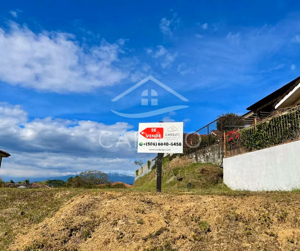 Lote en Condominio Bosque Escondido en Brasil de Santa Ana