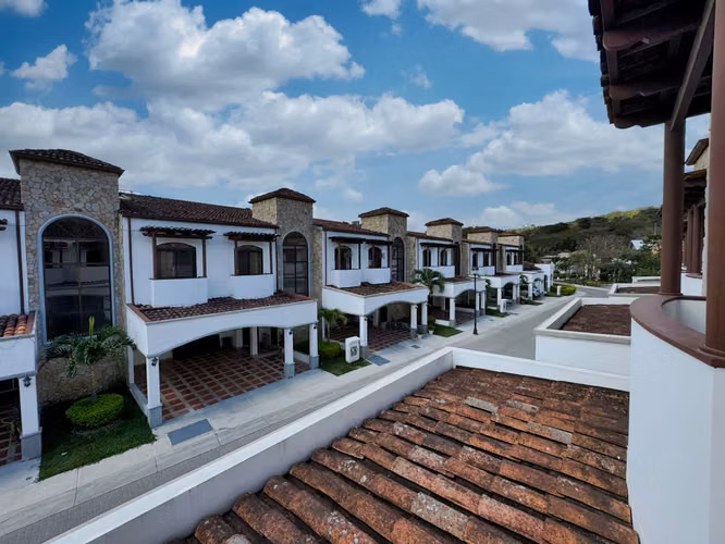 ALQUILER DE CASA EN CONDOMINIO PROVIDENCIA - POZOS, SANTA ANA - Imagen 11
