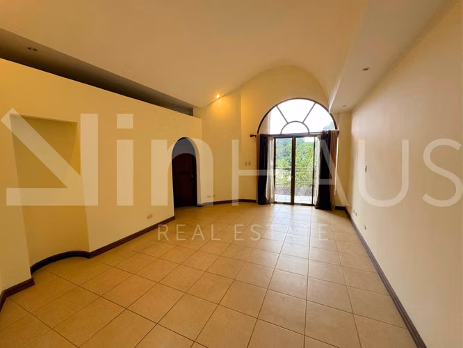 Venta de espectacular casa con dos apartamentos en San Ramón de Tres Ríos -EU - Imagen 10