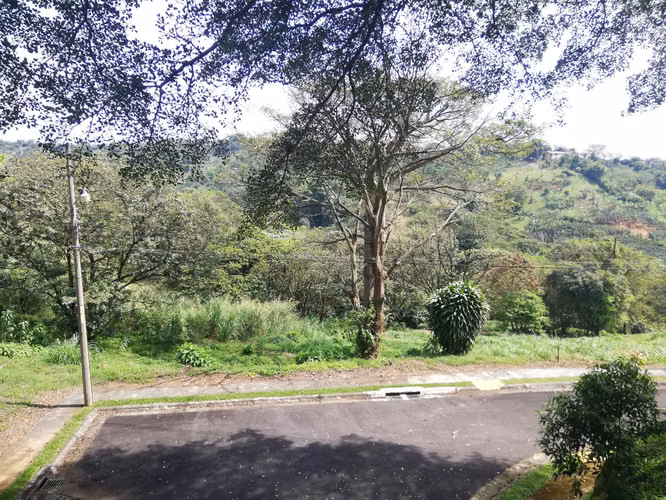 VENTA DE LOTE EN CONDOMINIO EN GRECIA, ALAJUELA #5598 - Imagen 3