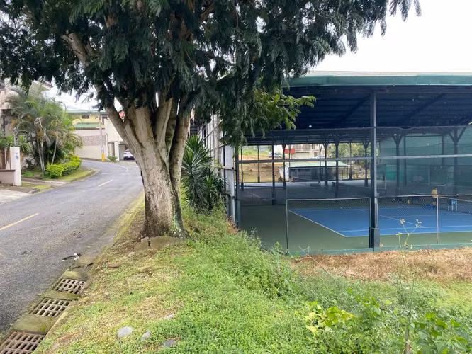 Venta de Terreno, Lomas de Ayarco, Curridabat. 4831