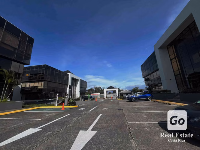 Alquiler de Oficina en Ofiplaza del Este, San Pedro, Montes de Oca