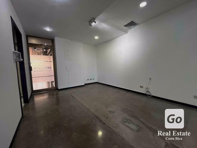 Alquiler de Oficina en Ofiplaza del Este, San Pedro, Montes de Oca