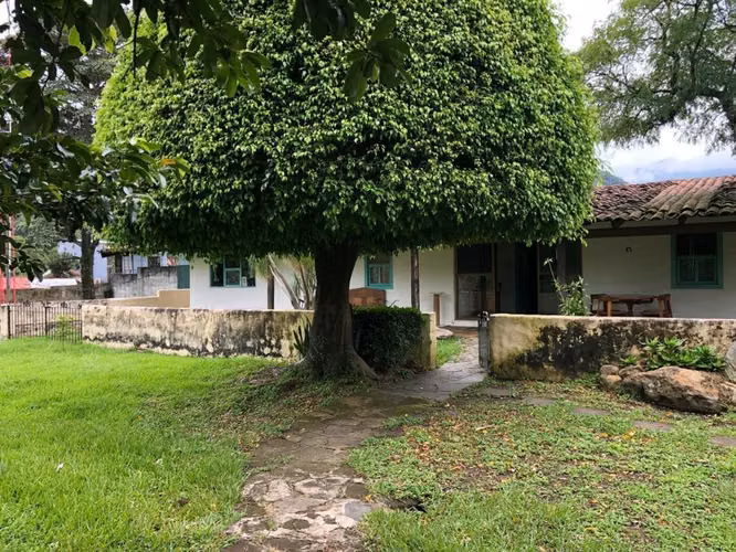 PROPIEDAD PARA DESARROLLO EN SANTA ANA