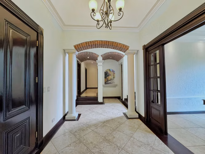 ALQUILER | VENTA DE CASA - VILLA REAL  - Imagen 12