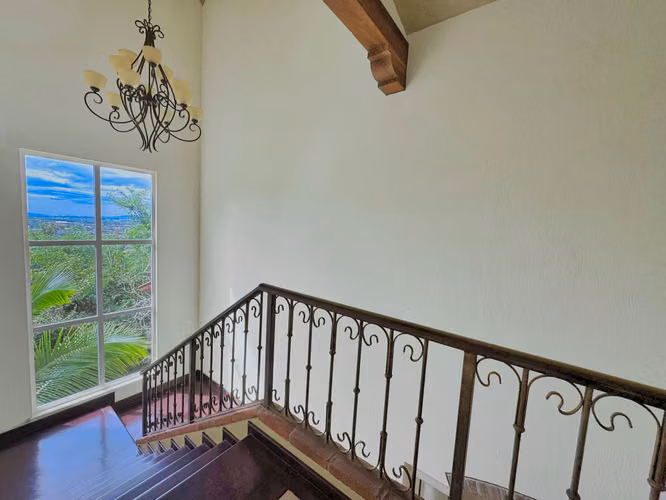 ALQUILER | VENTA DE CASA - VILLA REAL  - Imagen 14