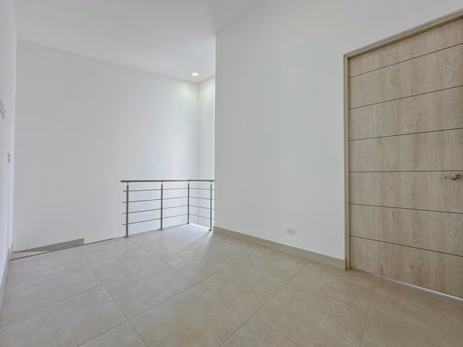 ALQUILER DE CASA MODERNA EN CONDOMINIO - ESCAZÚ - Imagen 11
