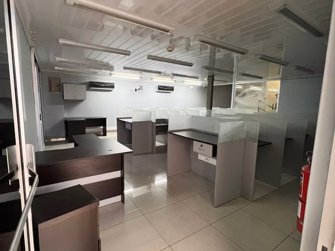 Alquiler Casa Comercial para Oficinas. 5216