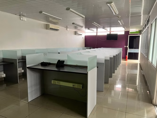 Alquiler Casa Comercial para Oficinas. 5216