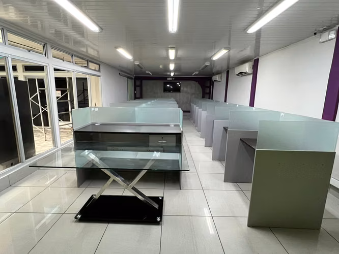 Alquiler Casa Comercial para Oficinas. 5216