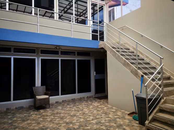Alquiler Casa Comercial para Oficinas. 5216