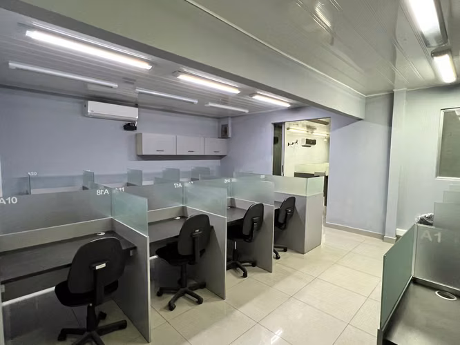 Alquiler Casa Comercial para Oficinas. 5216