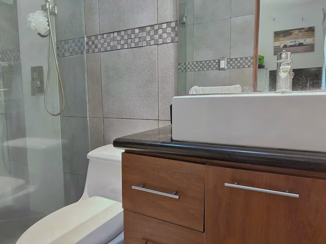 ALQUILER DE CASA EN CONDOMINIO - PIEDADES, SANTA ANA - Imagen 8