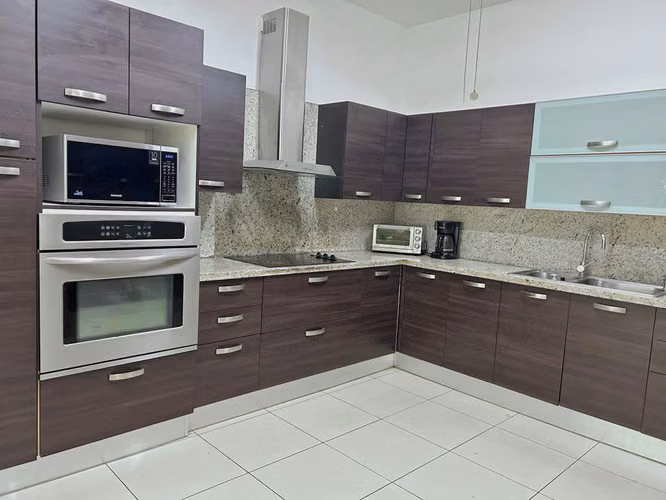 ALQUILER DE CASA EN CONDOMINIO - PIEDADES, SANTA ANA - Imagen 17