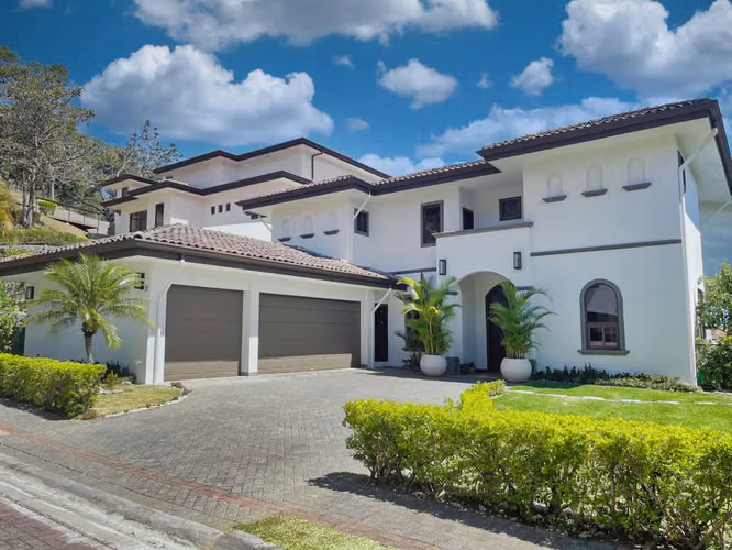 VENTA DE CASA EN CERRO REAL - ESCAZÚ - Imagen 2