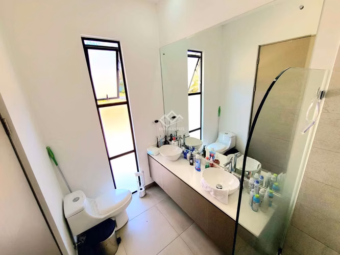 VENTA¡¡¡ POZOS SANTA ANA MODERNA CASA 3HAB/2.5 BAÑOS 2 PARQUEOS - Imagen 12